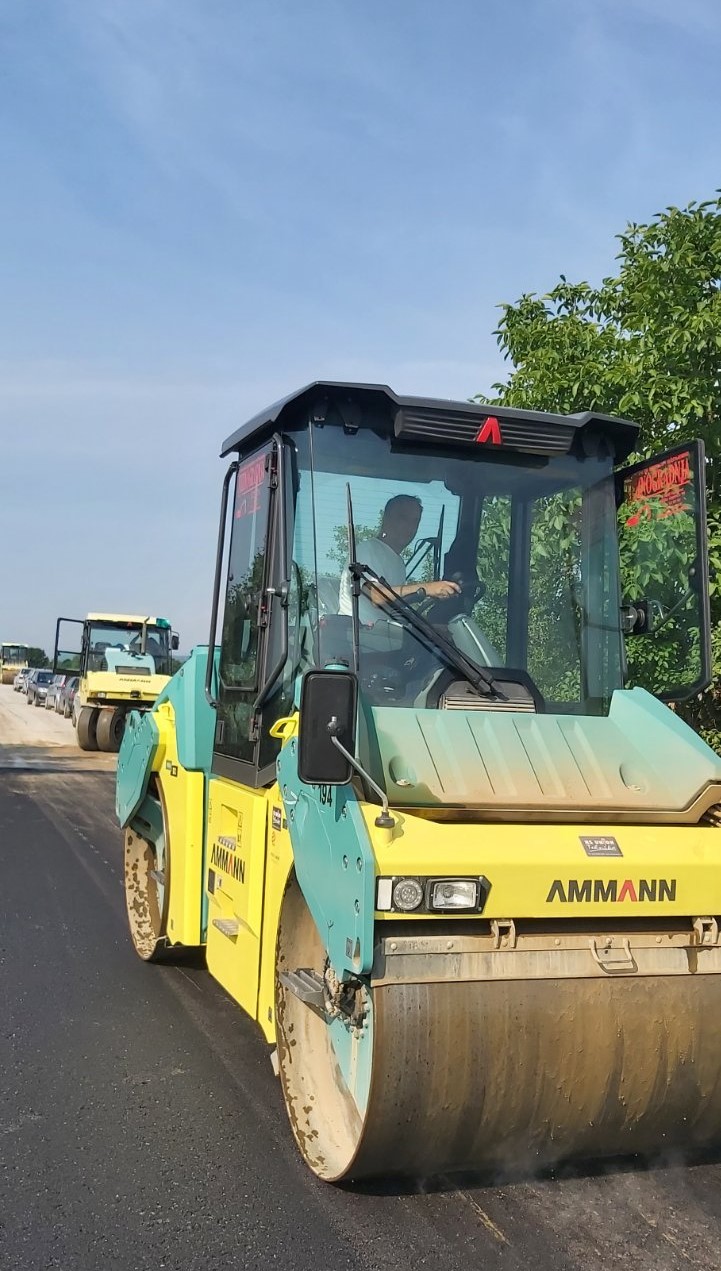 Ammann Compactors at Work on Large Serbian Construction Project