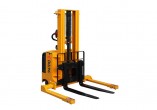 DALONG CDD20-SK Electric Stacker（Straddle Type）