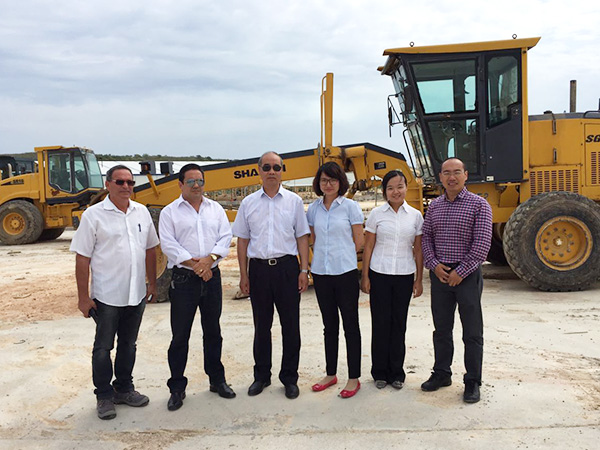 Chairman Zhang Xiuwen Visits Cuba’s Ministry of Construction and Major Customers 