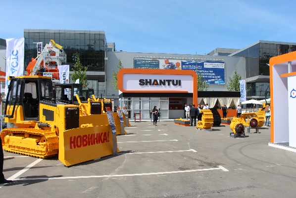 Shantui Exhibits at CTT in Moscow