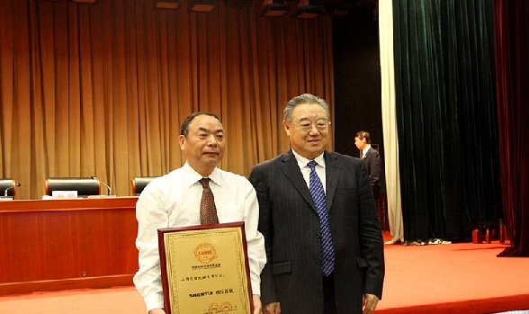 Shantui Road Rollers Receive “China Top Quality Brand” Award