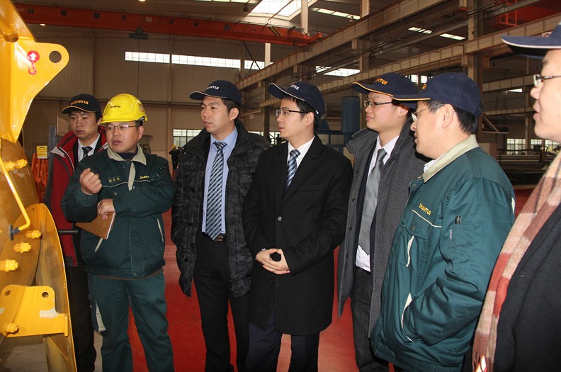Shantui Chutian Strategizes 2013's Concrete Machinery Sales