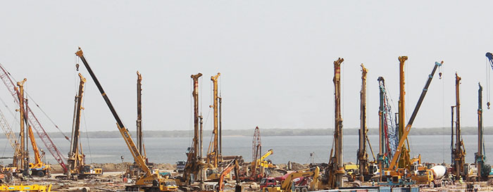 XCMG's Rotary Drilling Rigs Appear in Qasim Power Station