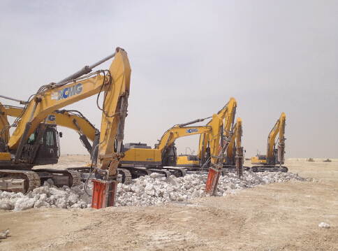 XCMG’s Large-tonnage Excavator Excels in the Middle East