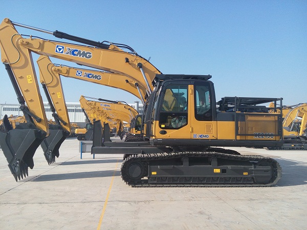 XCMG Custom-made Forestry Excavators Exported to South-east Asia