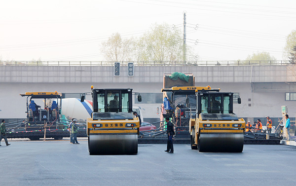 XCMG’s Road Building Machinery Helps with Shenyang’s Urban Road Construction