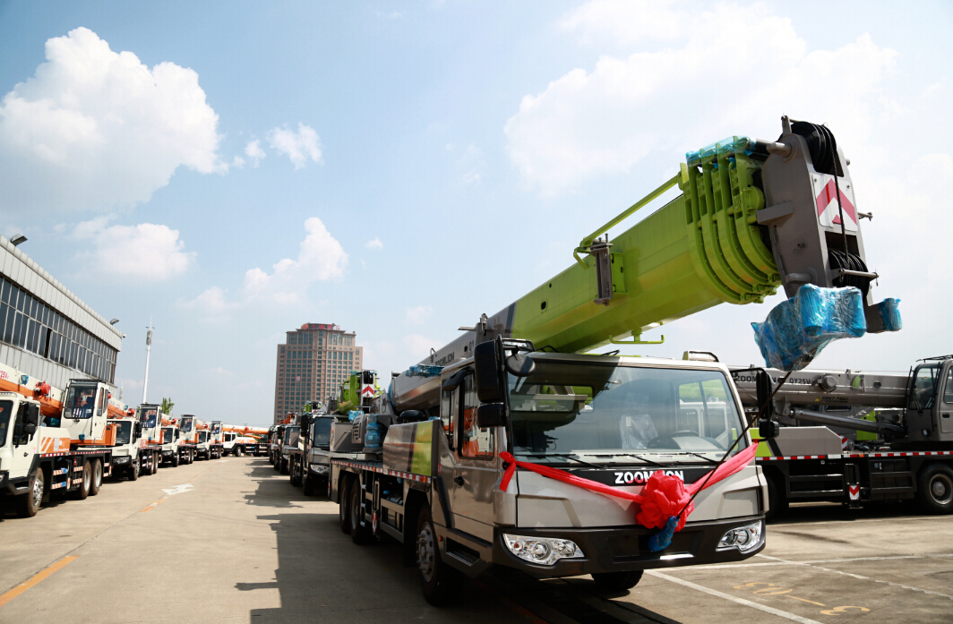 Zoomlion Makes a New Achievement in the Building of “Belt and Road” by Delivering 24 Cranes to Indonesia