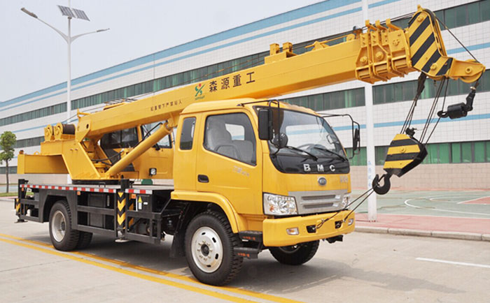 SENYUAN Senyuan 8 tons truck crane Camión grúa