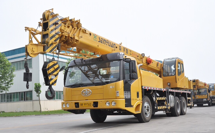 SENYUAN 16 tons truck crane Camión grúa