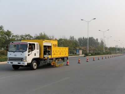 Gaoyuan Traffic Cone Placement and Retrieval Vehicle Machines de réparation