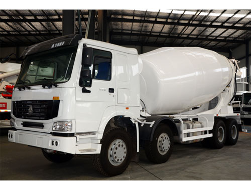 HONGDA Truck-mounted Concrete Mixer Camión mezclador de concreto