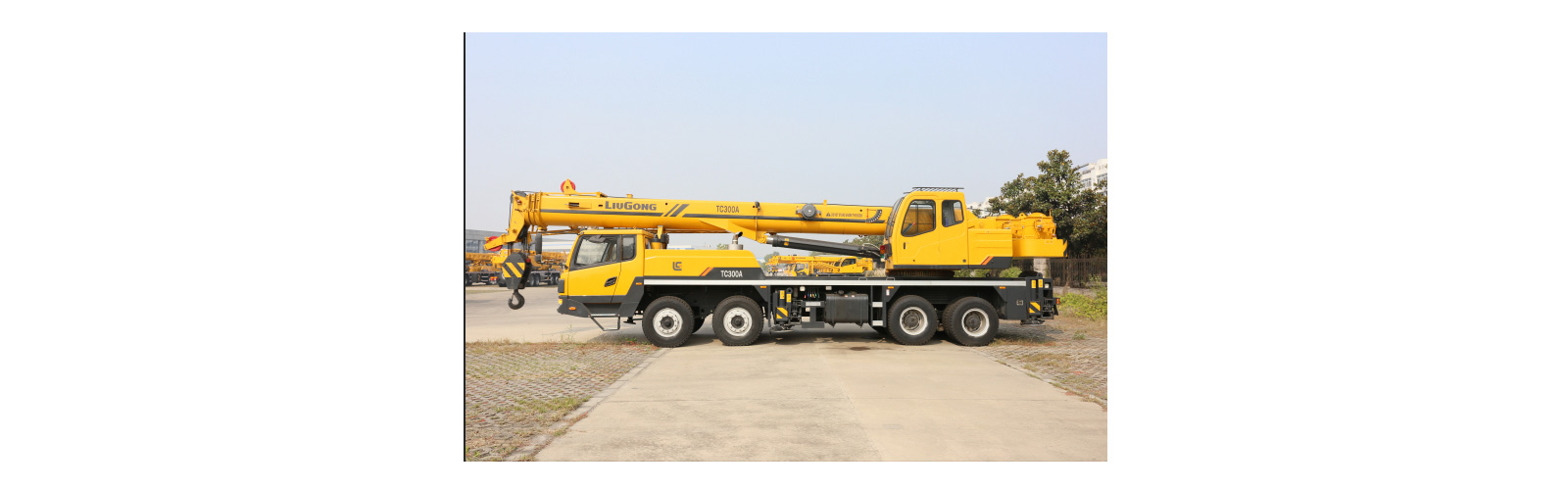 LIUGONG TC300A Crane