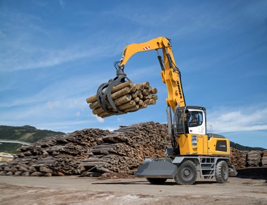 Liebherr LH 60 M Timber Litronic Mobile material handling machines