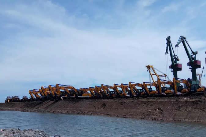 600 units of Sany Excavator Booms at Indonesia Sulawesi Island