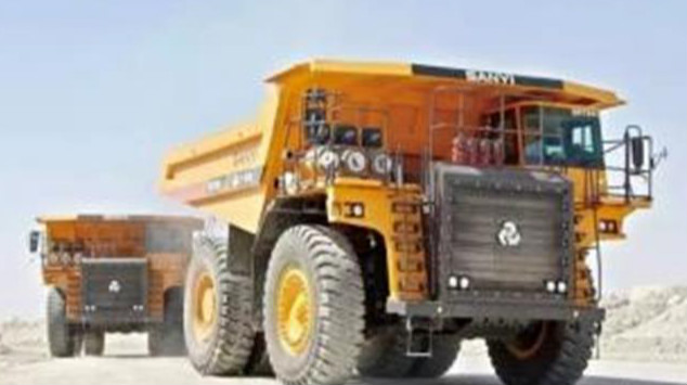 SANY mining machines are used in phosphate ore excavation