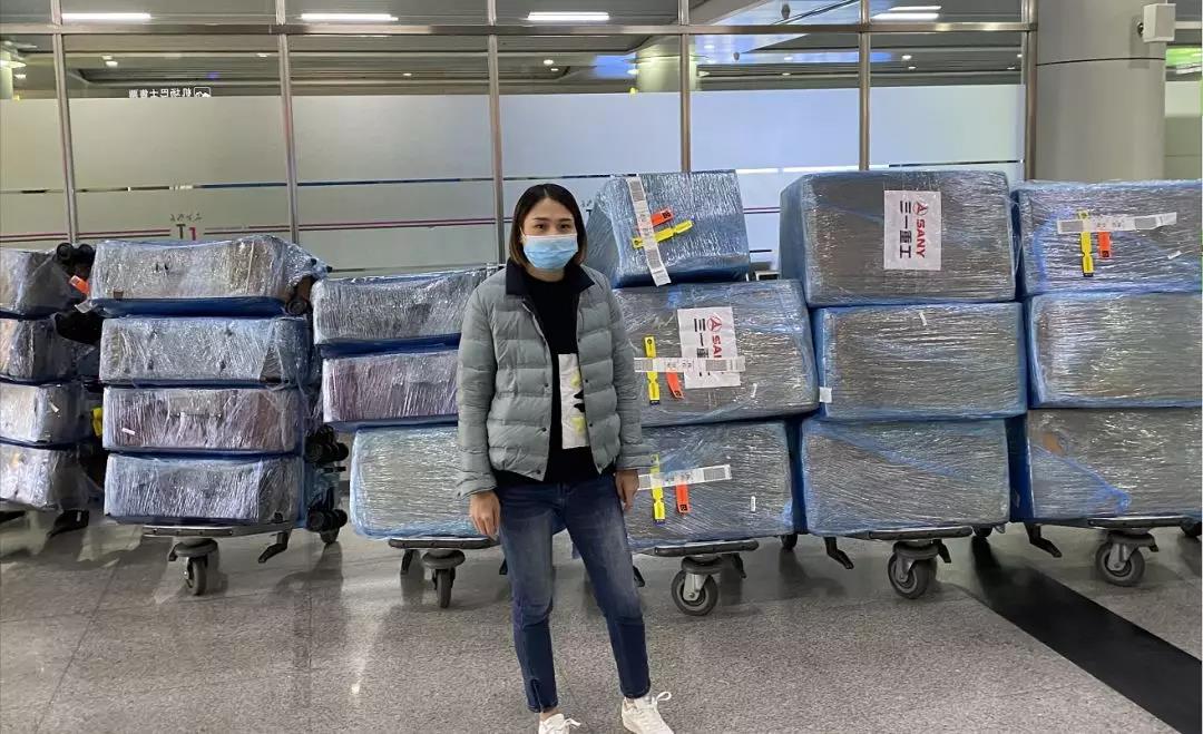 Sany: this beautiful girl, carrying 26,000 medical N95 masks from South Africa in 25 suitcases