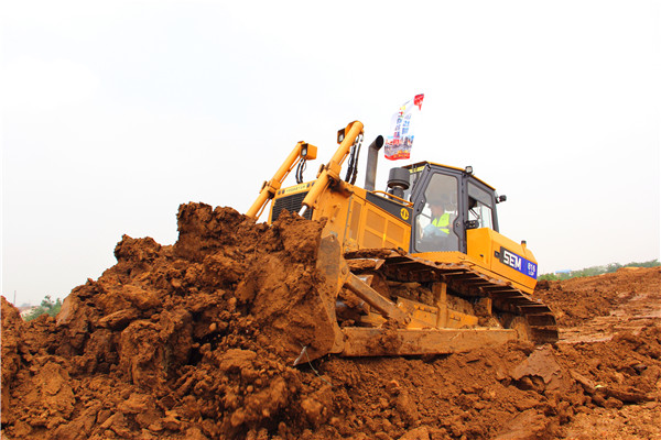 The outbreak of limited impact on construction machinery, leading performance growth this year worry-free