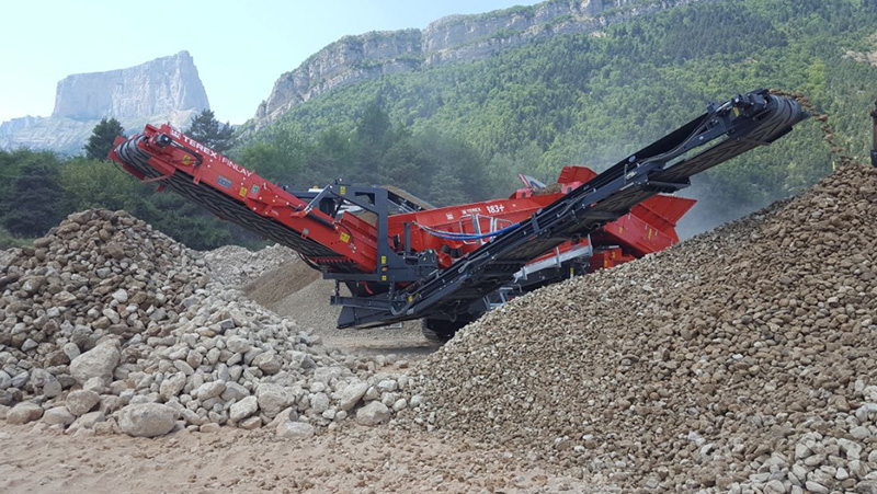 Terex Manufacture Local 883+ HD Screener For Indian Market