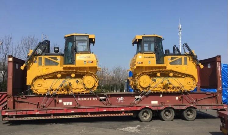 Shantui DH17B2 full hydraulic bulldozer is shipped in bulk to south Asian market