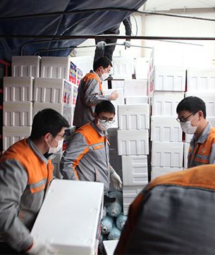 Yingxuan supplies arrived in wuhan, efficient completion of the handover distribution