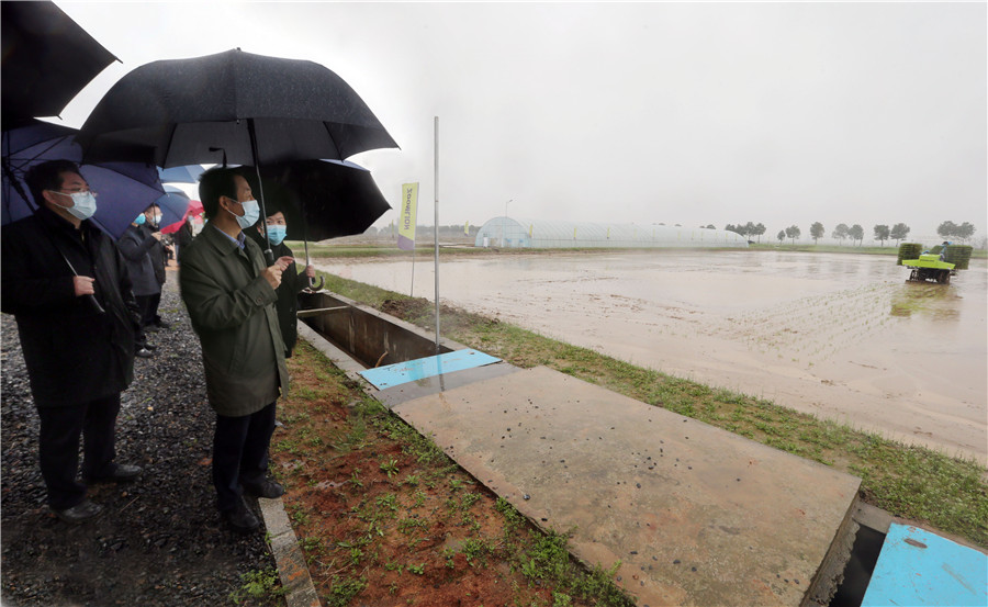 Xu dazhe investigates zoomlion intelligent agricultural machinery industrial park to encourage enterprises to promote high-quality agricultural development