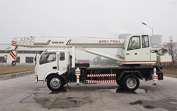 WOLWA GNQY-C12 Camion-grue
