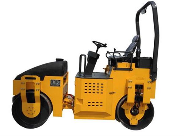 WOLWA 3 ton ride on road roller