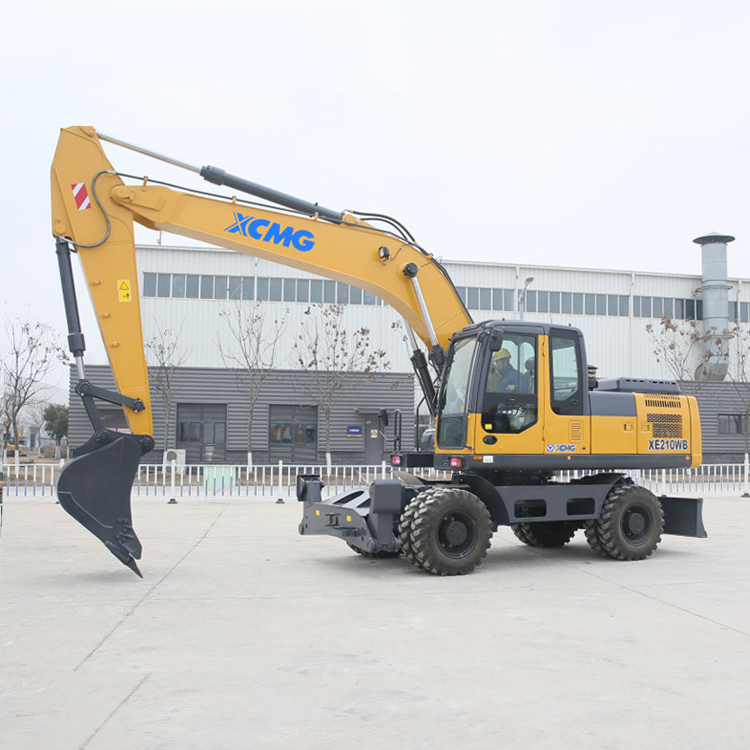 XCMG wheeled excavator 20 ton excavator with tires