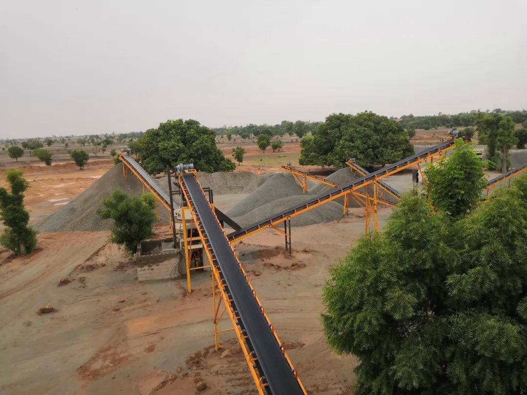 The first Nigerian sand and gravel production line of China Railway Construction Heavy Industry Co., Ltd. was successfully put into operation and accepted.