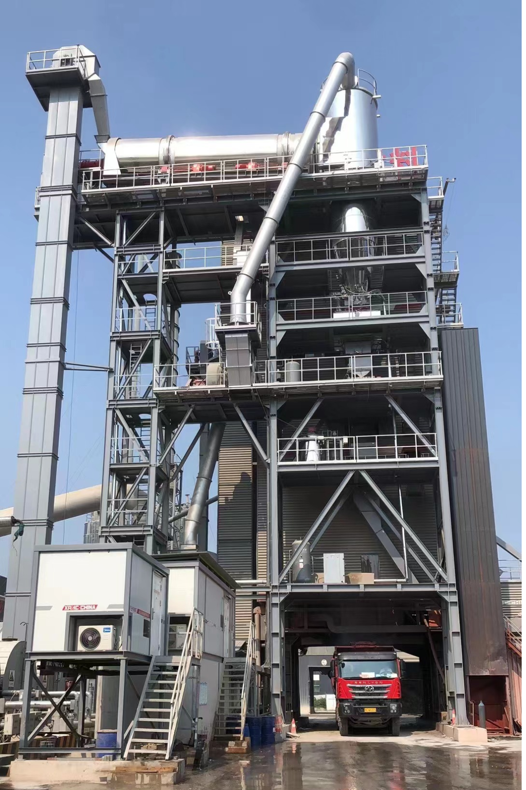 One machine for two purposes! Xizhu Asphalt Mixing Station Solves the Production Demand of Various Asphalt Materials in One-stop Mode