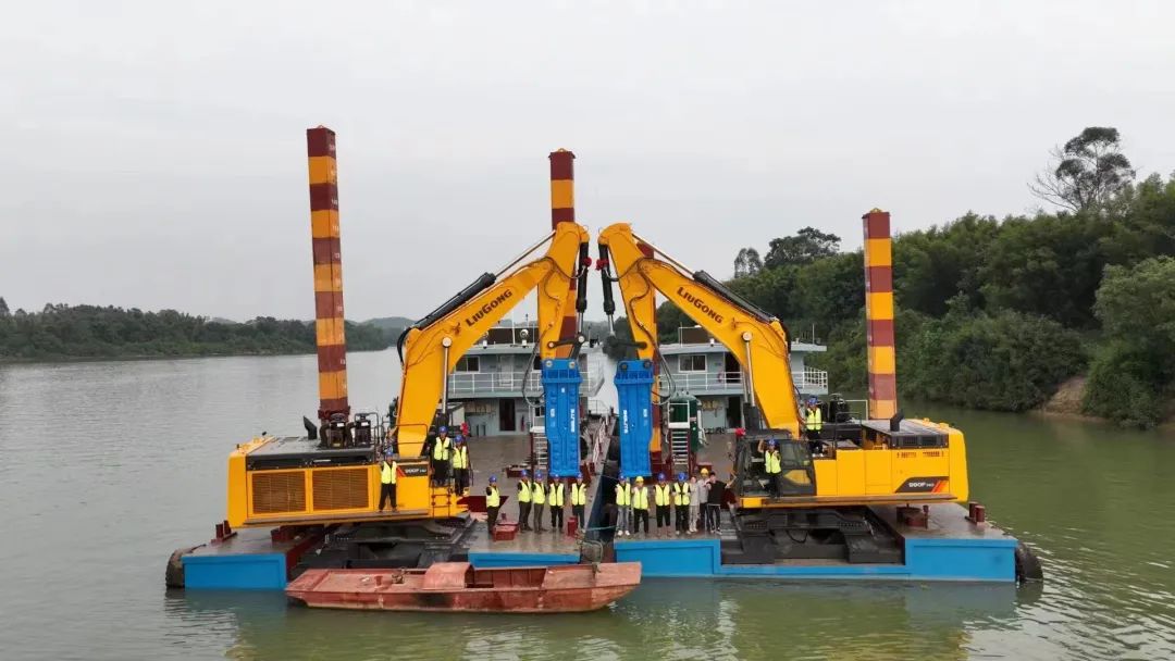 Dominate land and water! Liugong 990F Super Ship Excavation Continues to Sell Well