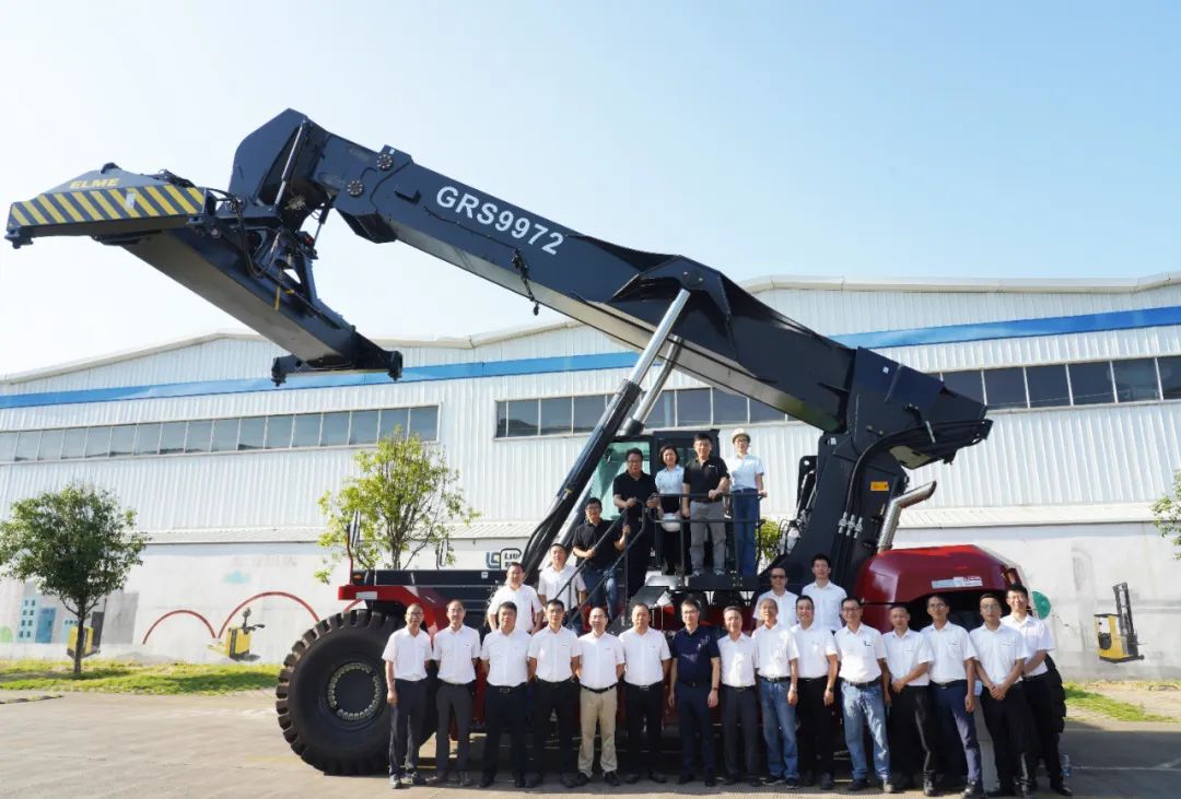 Zeng Guangan, Party Secretary and Chairman of Liugong Co., Ltd., and His Delegation Visited the Forklift Company for Investigation