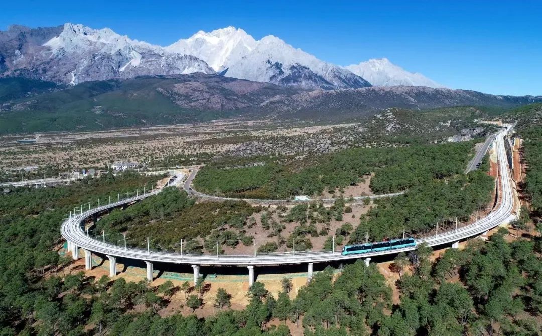 Railway Construction Heavy Industry Longchang Company Elastic Fastener Helps Lijiang Sightseeing Train Phase I Project Open to Traffic for Trial Operation