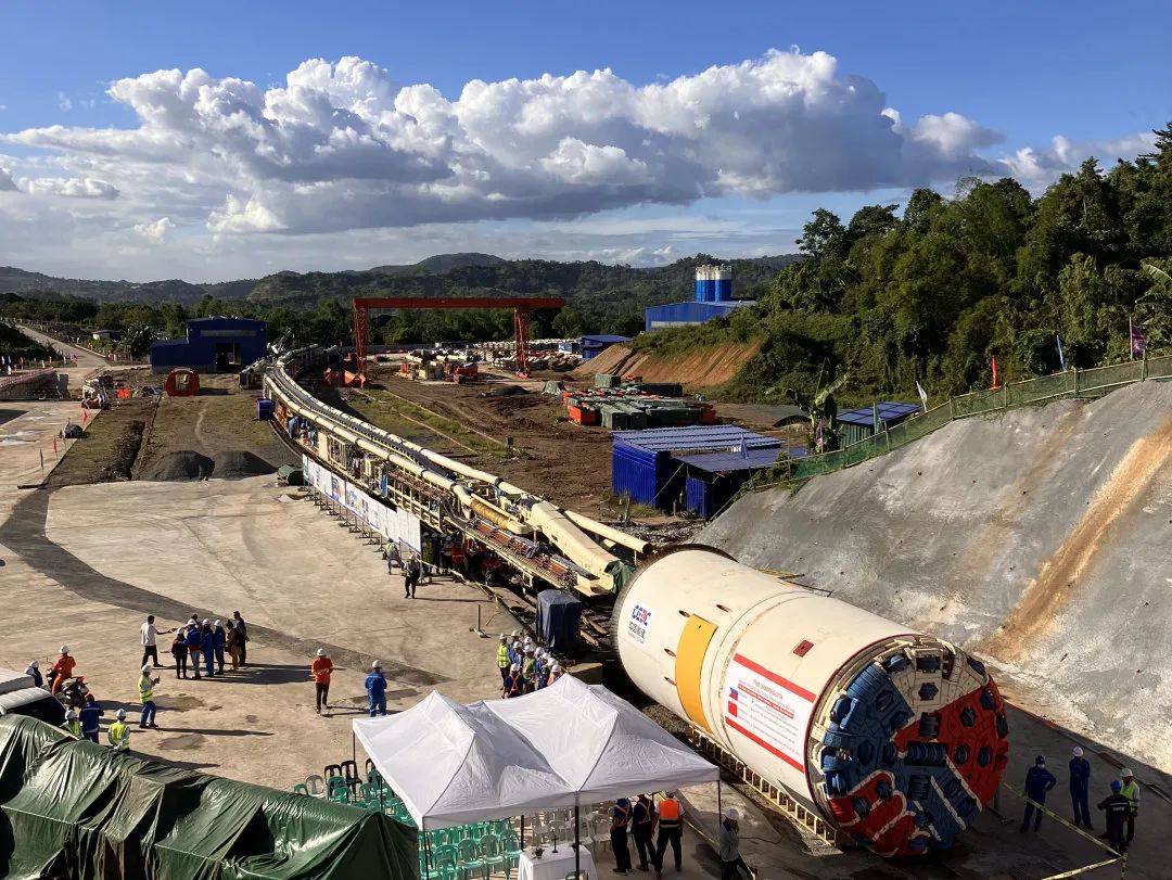 China Railway Construction Heavy Industry Co., Ltd. launched the first domestic TBM exported to the Philippines, helping the construction of Kaliwa Dam