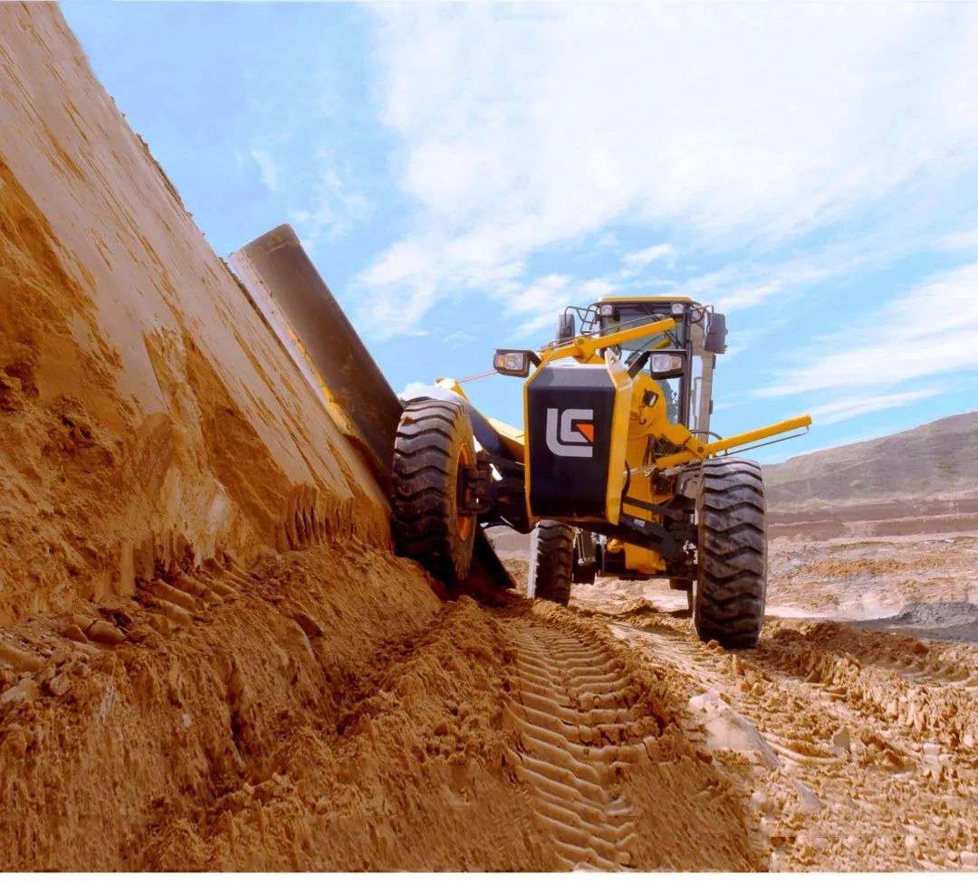 [Star Product of the Year] Liugong 4180D Motor Grader