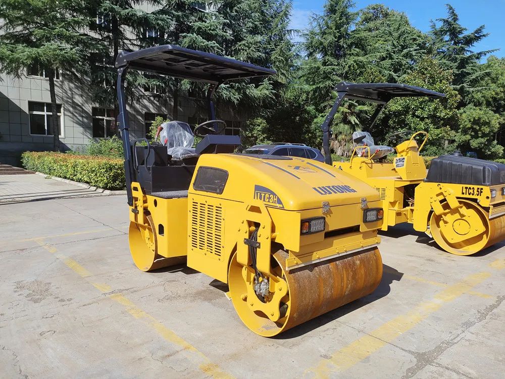 Lutong Recommendation Machine | Guosi Full Hydraulic Double-Drive 3-ton Road Roller, a good model!