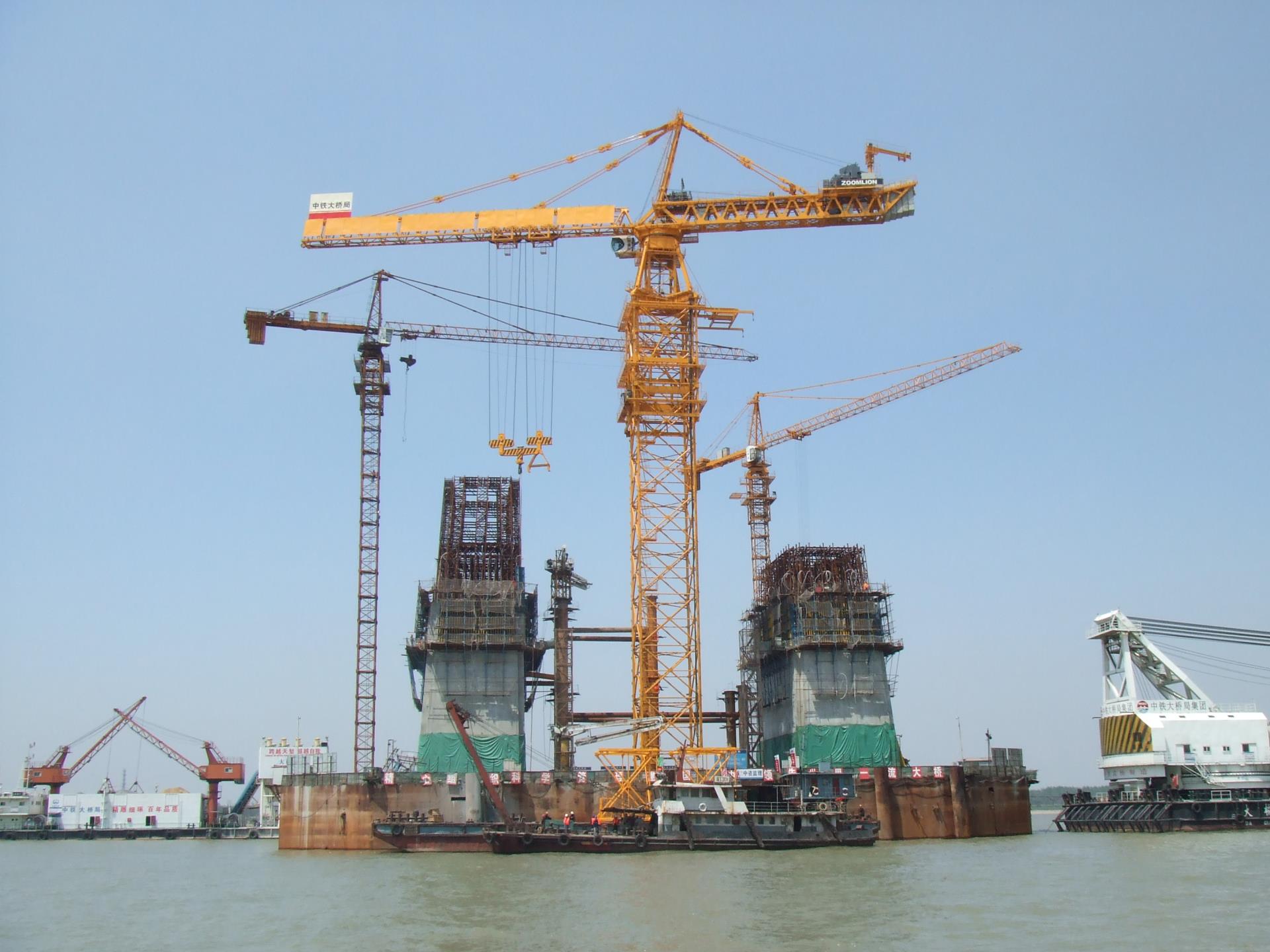 Zoomlion D5200-240 Ultra-large hammer tower crane