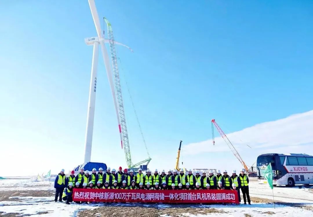 Zoomlion Crane Successfully Lifted CNNC Xinyuan 1 MW Wind Power Project for the First Time
