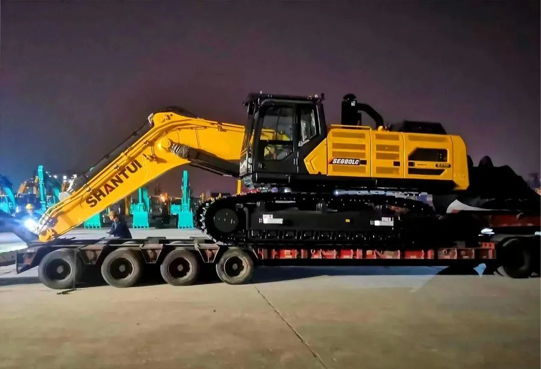 The Rise of Mine Digging | Shantui Batch Departure Welcomes a Good Start!