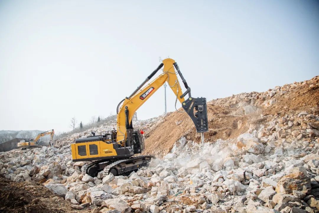 Waste → Treasure Grey → Green | XCMG Excavator Opens "Mountain Moving Plan"