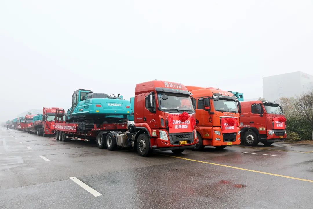 New Bureau, new chapter, Hongtu set sail! Centralized delivery of over 200 sets of equipment of Sunward
