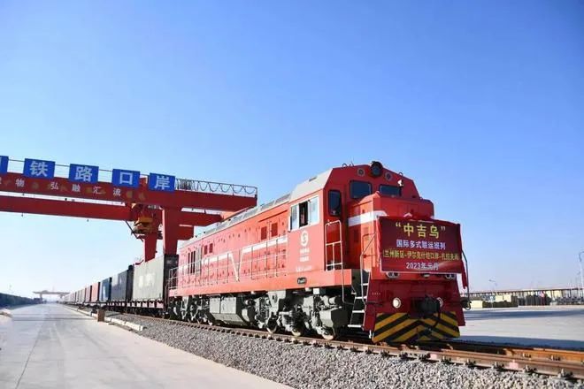 Gansu's GDP Growth Rate Is the Third in the Country, Qunfeng Helps Northwest Infrastructure Take off
