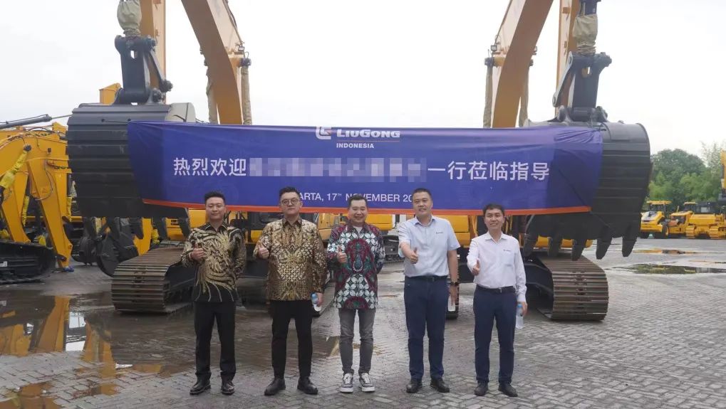 Send a hundred sets together! Liugong achieves another sales success in Indonesia