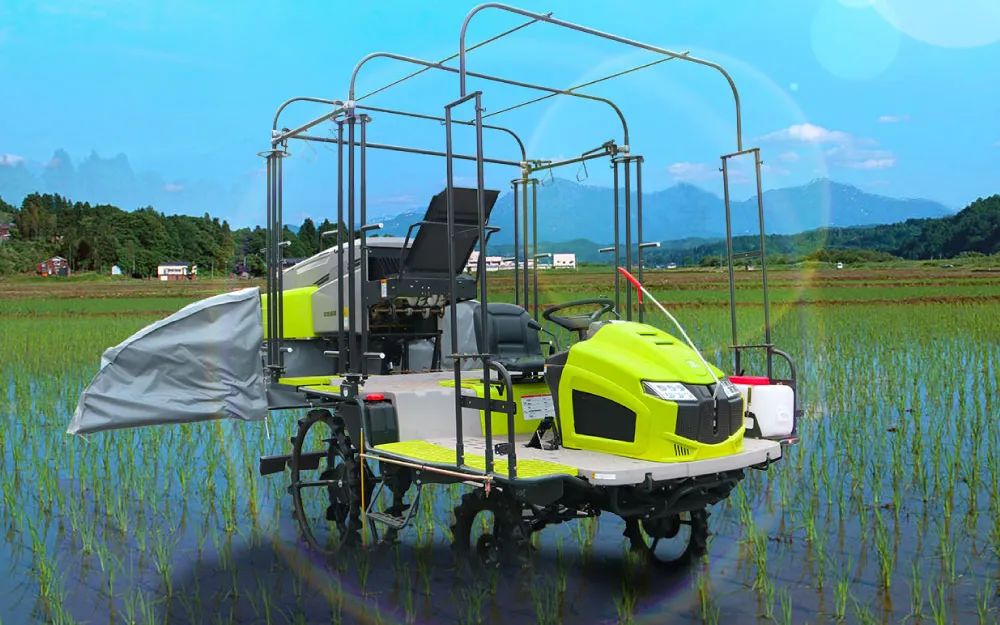CCTV News Report: Buying Agricultural Machinery, Preparing for Spring Ploughing, New Technology Is Popular