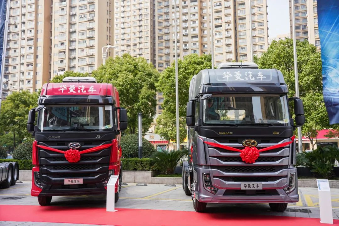 Dora runs fast and saves fuel. Here comes the lightweight heavy truck you want.