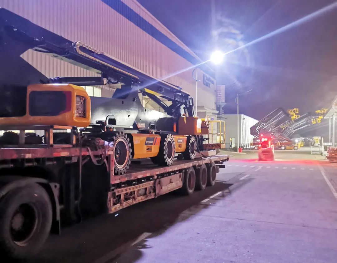 More than 1,000 units shipped in a single month! Liugong aerial work platform is booming in both production and marketing