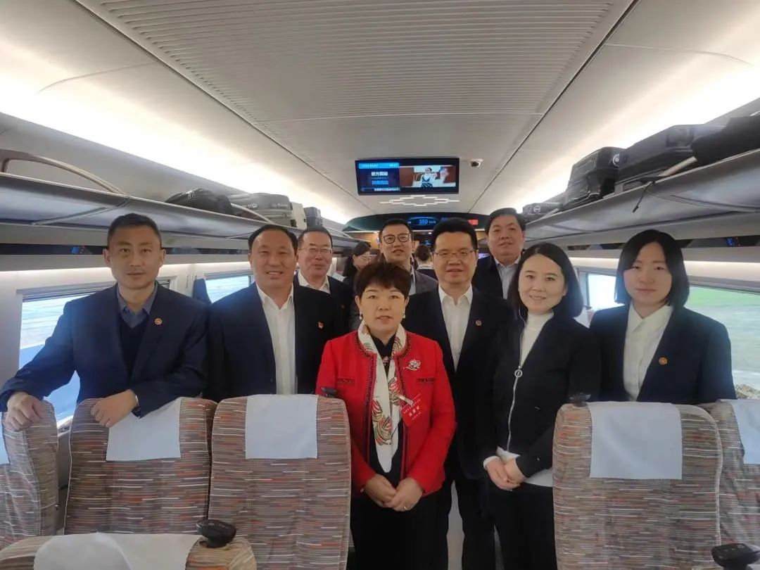XCMG: Go to the "Spring Festival"! Shan Zenghai, deputy to the National People's Congress, arrived in Beijing today.