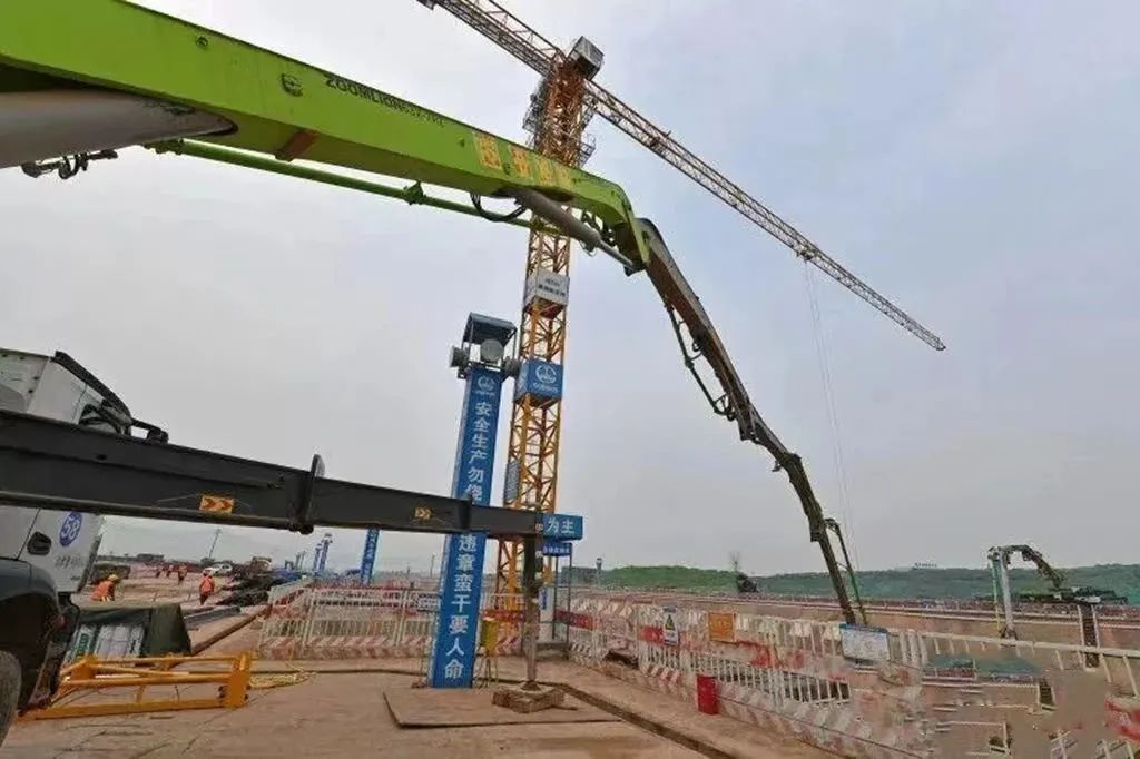 Live up to the Spring? Zoomlion's Complete Set of Concrete Machinery Helps Changsha Airport Accelerate Reconstruction and Expansion