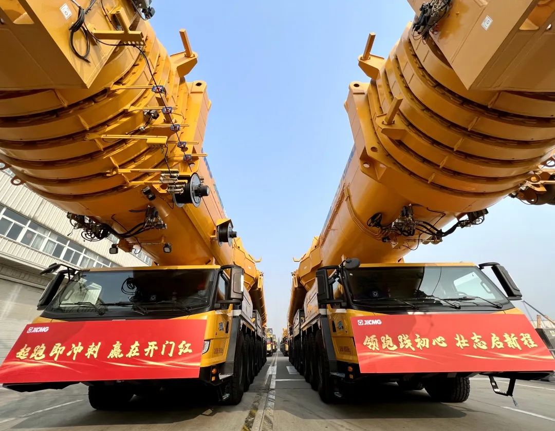 "The world's first crane" XCMG XCA2600 is high-end and wind power is leading the way.