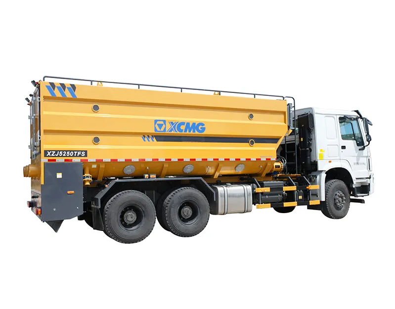 Xcmg Official Xkc163 Road Maintenance Construction Machine Filler Distributor Truck Price For Sale